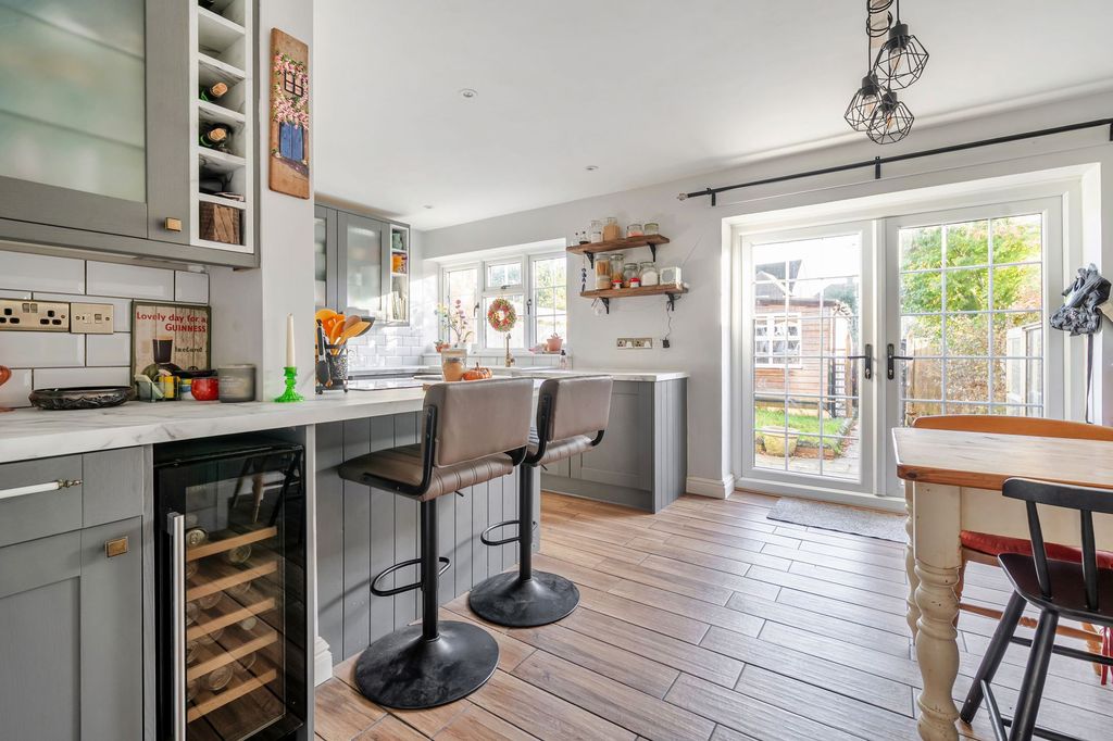 Additional image 6 of 3 bed terraced house for saleWillow Walk, Petworth GU28