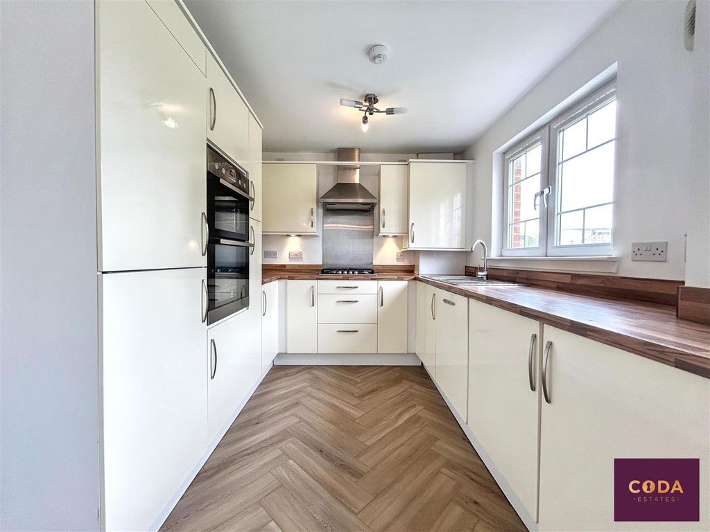 Property photo 3 of 13 Img_0741.Jpg