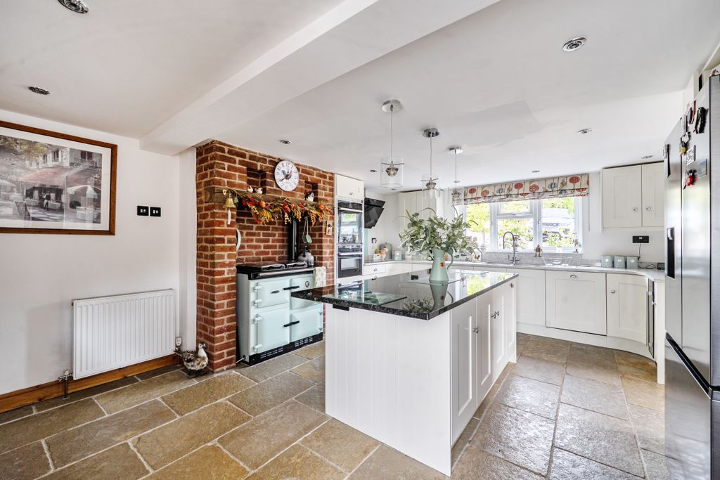 Property photo 3 of 19 1500262-1-6A721E72B6061