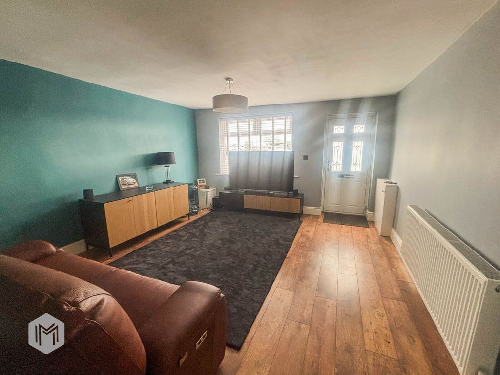 Property photo 2 of 11 Picture No. 29