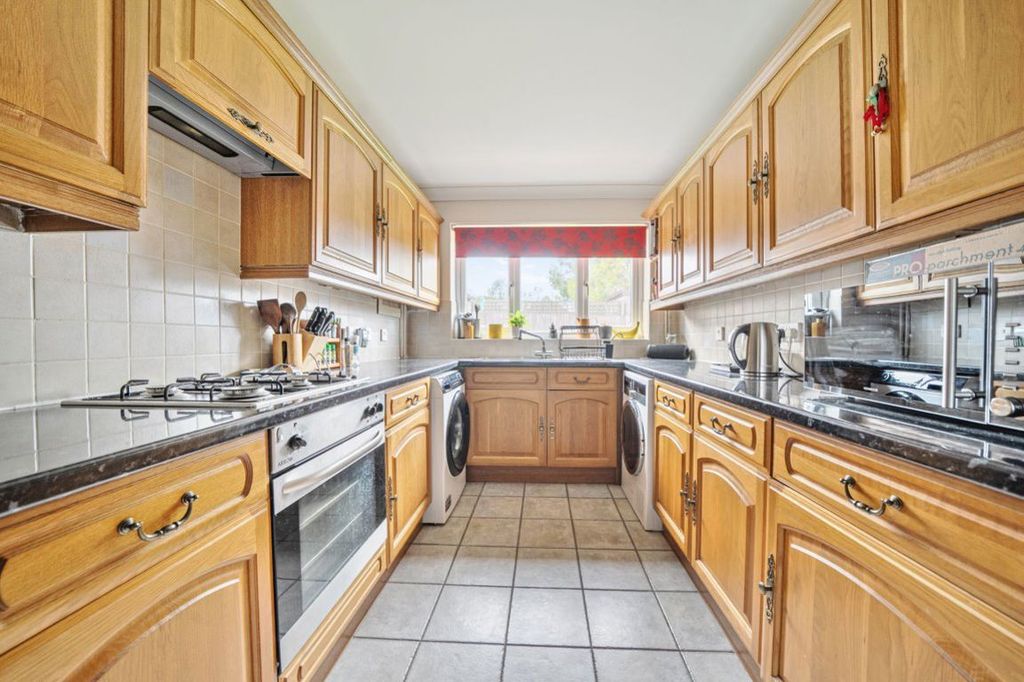 Property photo 3 of 14