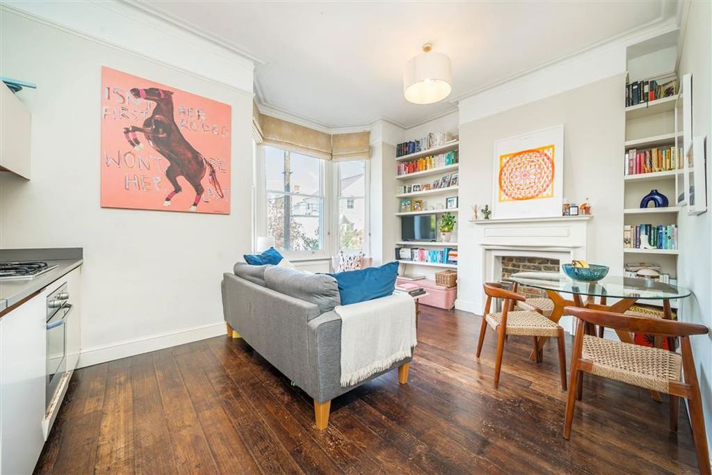 Property photo 1 of 6