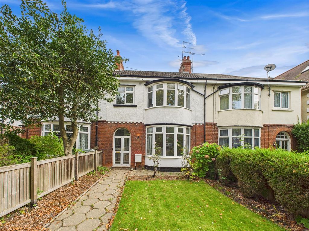 Property photo 1 of 13 Cam05377G0-Pr0109-Still015.Jpg