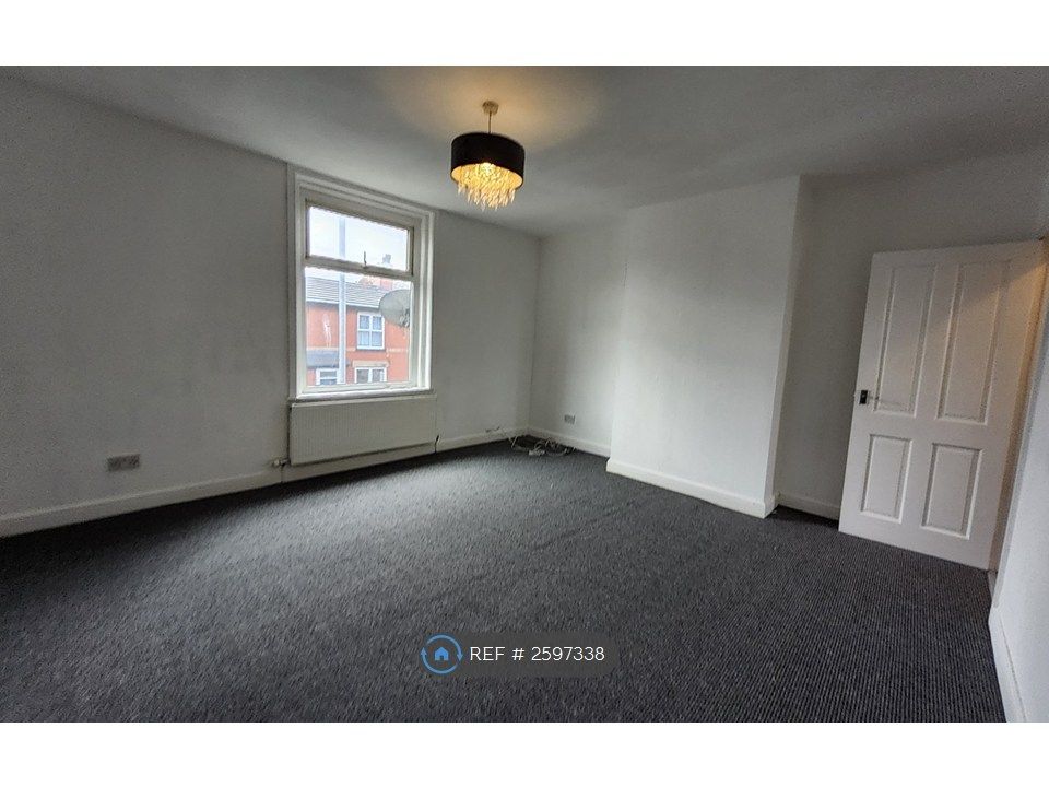 Property photo 3 of 24