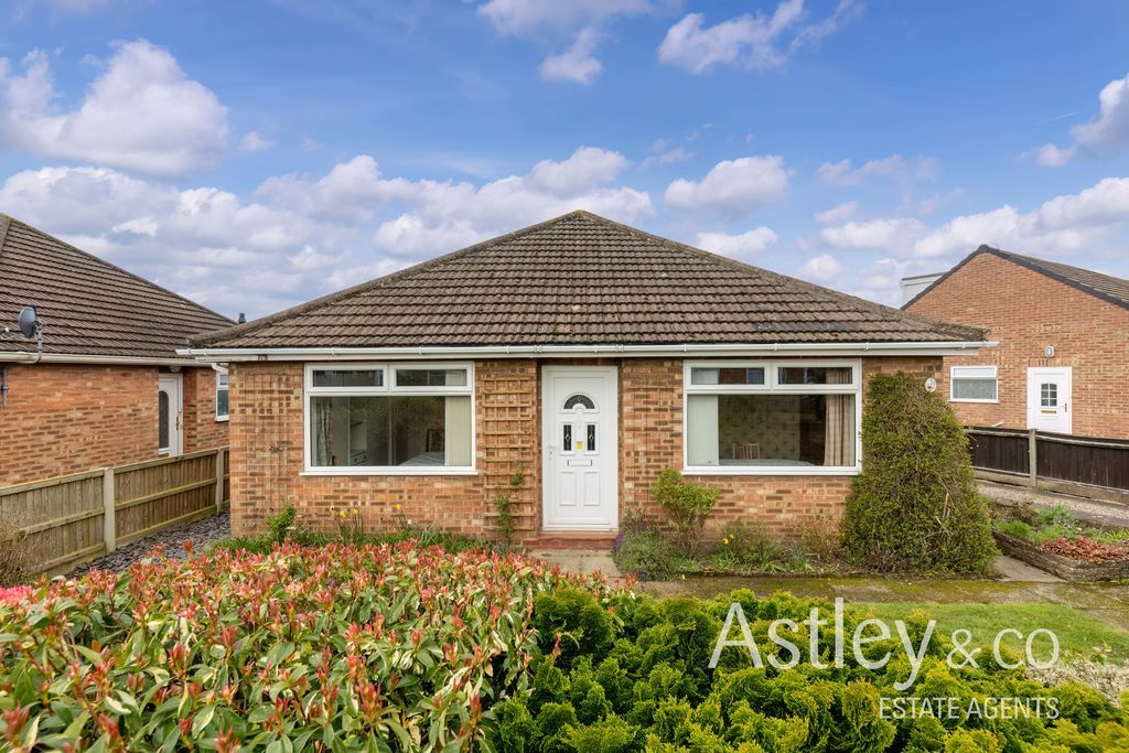 Property photo 1 of 15 Front