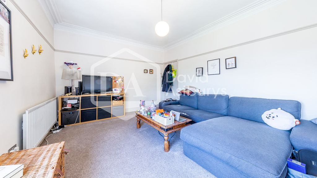 Property photo 2 of 6