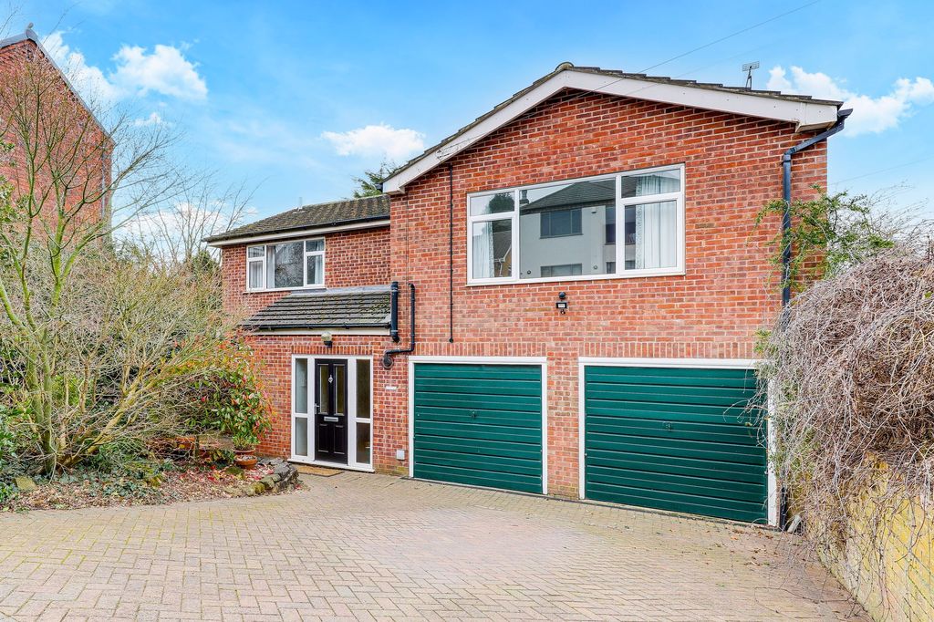 Property photo 1 of 36