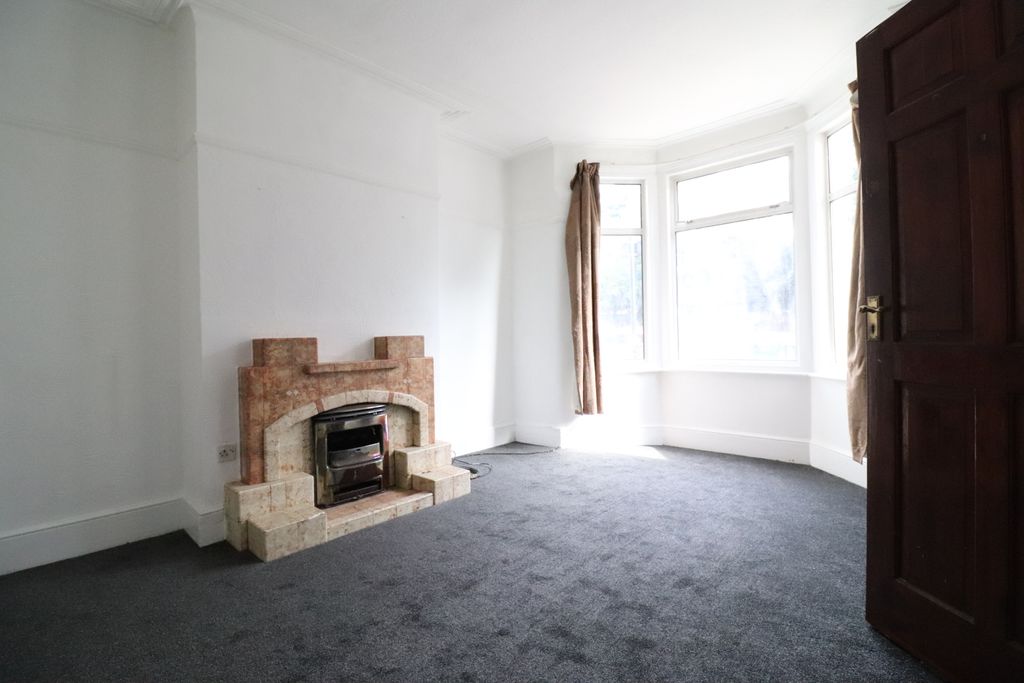 Property photo 3 of 24