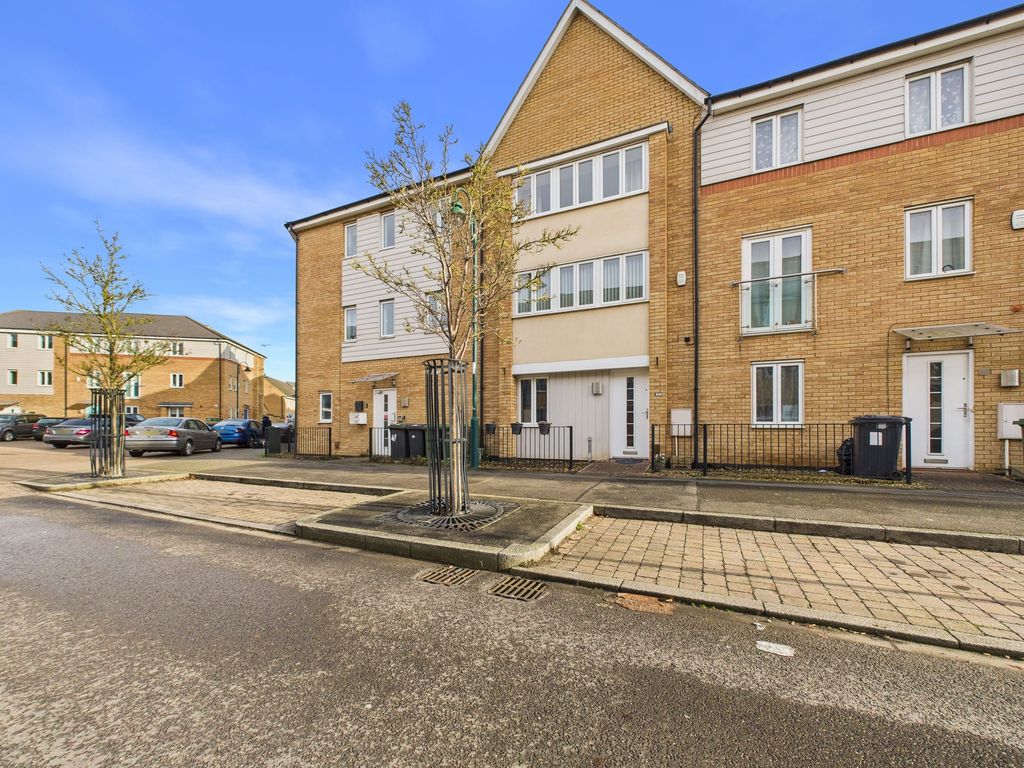 Property photo 1 of 24