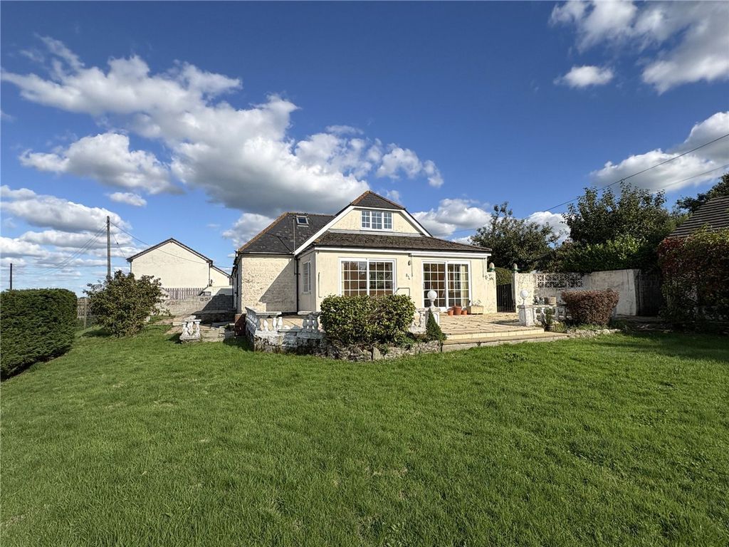 Property photo 1 of 18 Picture No. 12