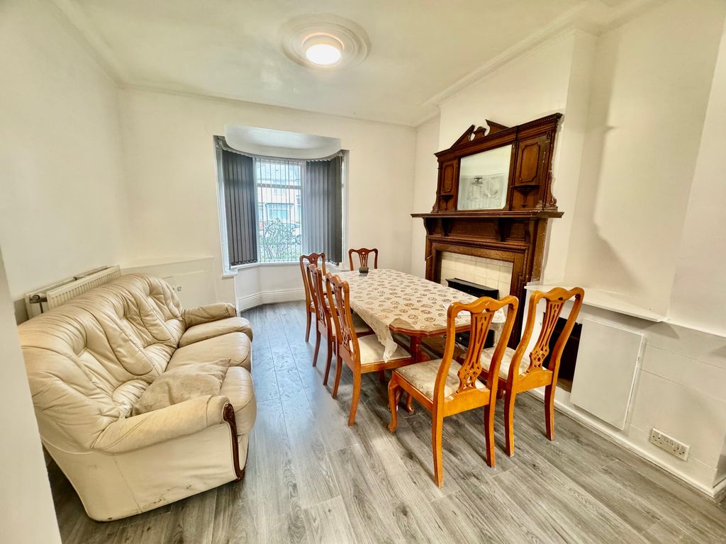 Property photo 3 of 30