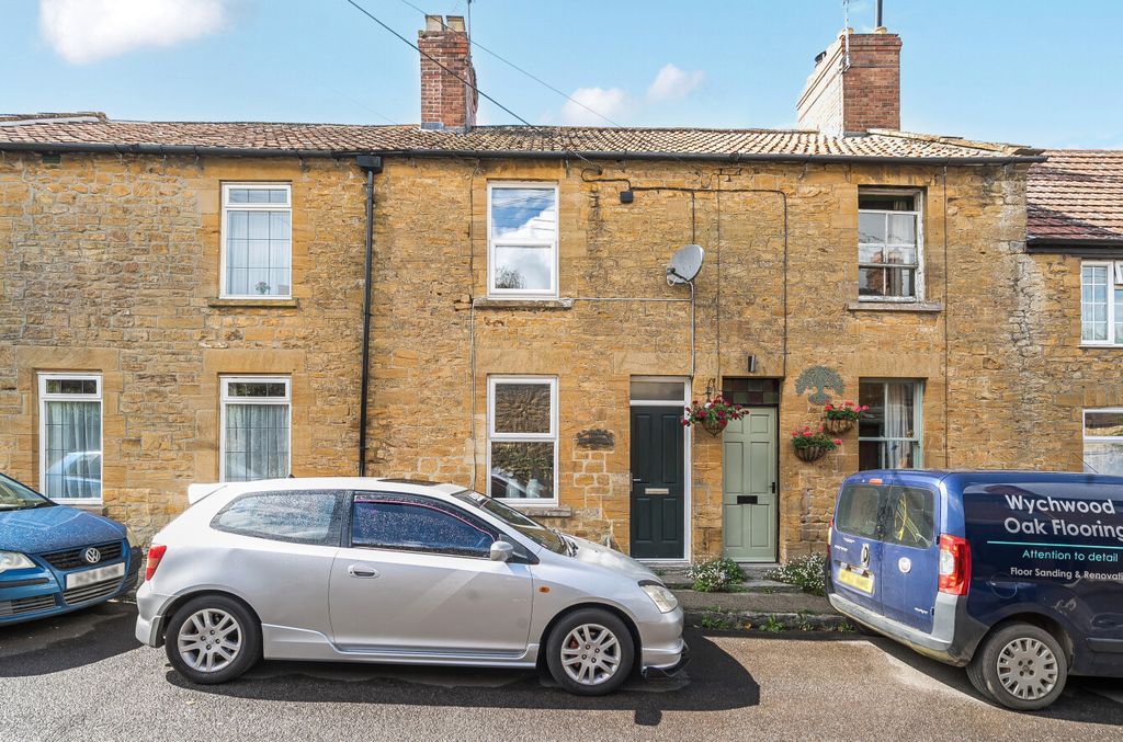 Property photo 2 of 20 1347780-18-68B992...