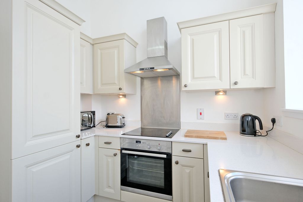 Additional image 14 of 3 bed flat for saleFlat 7 120 Rosemount Place, Rosemount, Aberdeen AB25