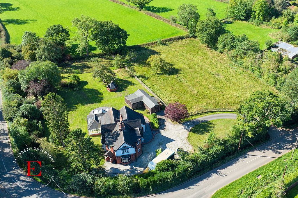 Property photo 1 of 41