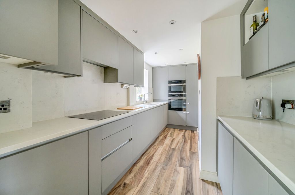 Property photo 2 of 20 1369771-4-68F0c0d...