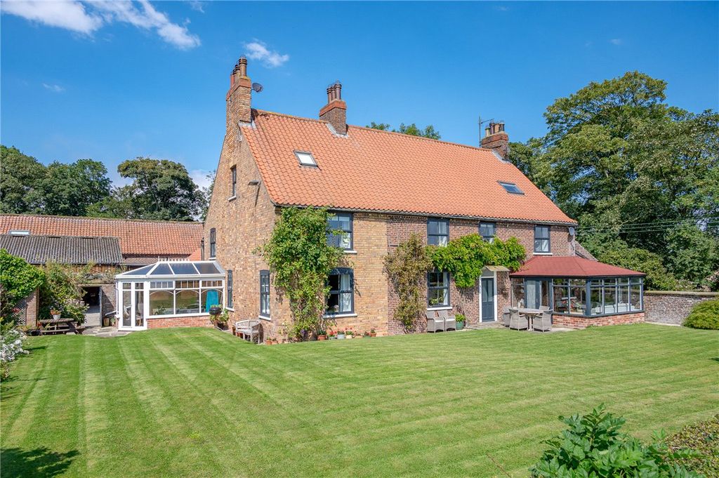 Property photo 1 of 34 Picture No. 49