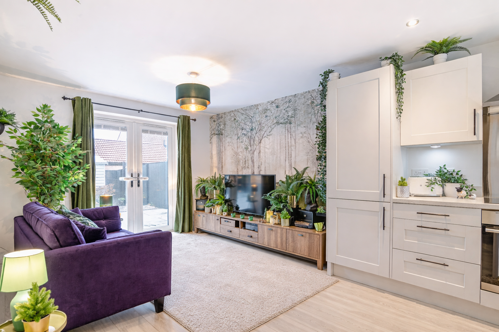 Property photo 2 of 10 Lounge