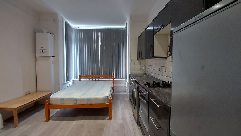 Property photo 2 of 5