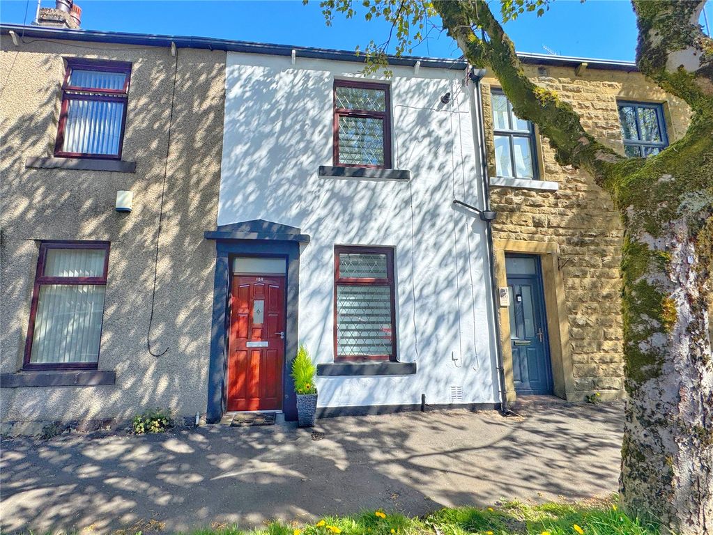 Property photo 1 of 19 Picture No. 05
