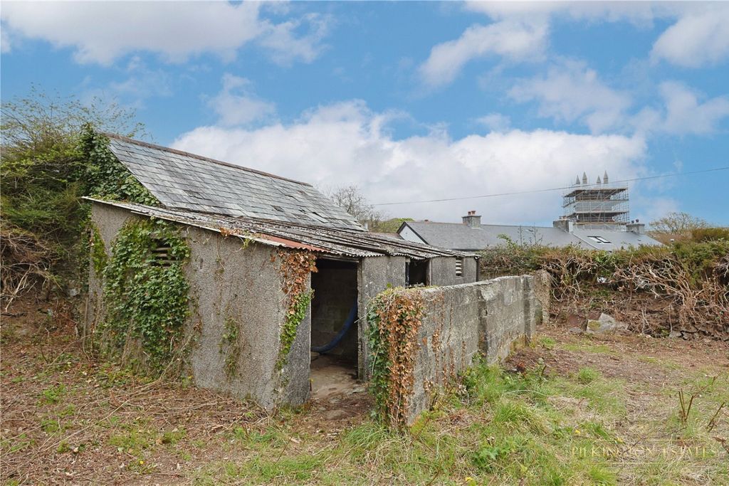 Property photo 3 of 14 4288252