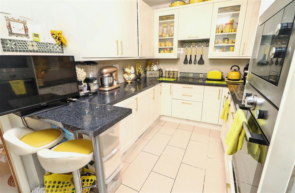 Property photo 2 of 18 Img_3352.Jpg