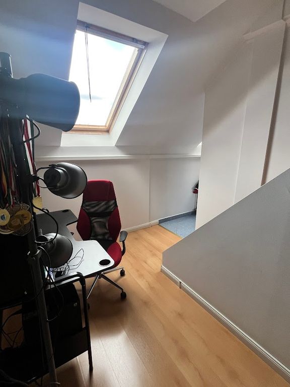 Property photo 3 of 32