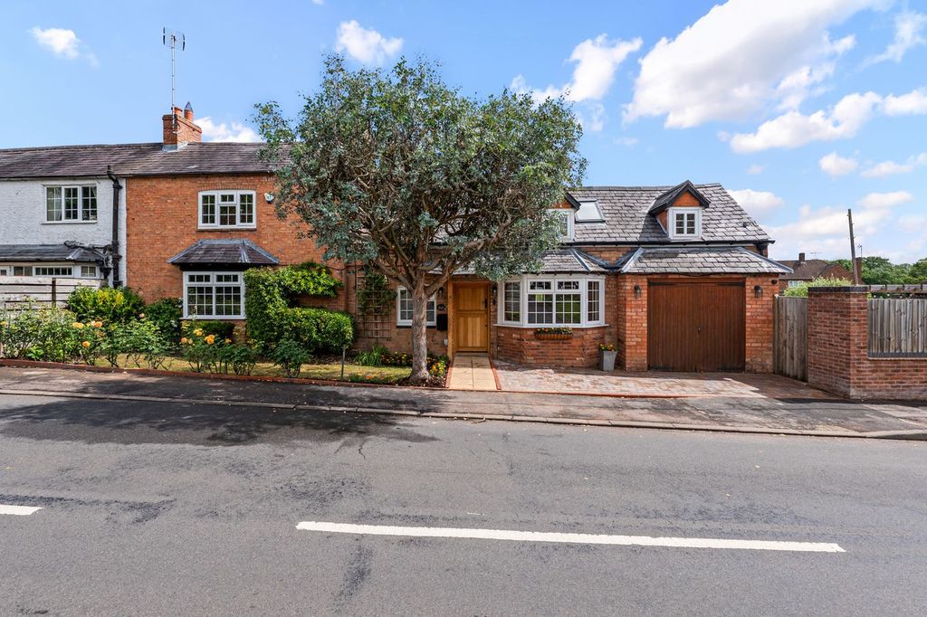 Property photo 1 of 46