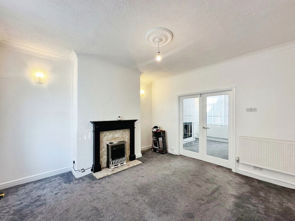 Property photo 2 of 10 Picture No. 08