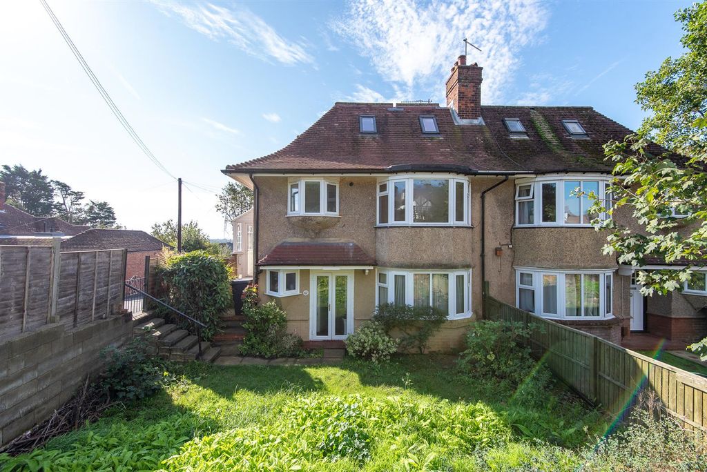 Property photo 1 of 21 For Sale By Aspire Residential | Arundel Road