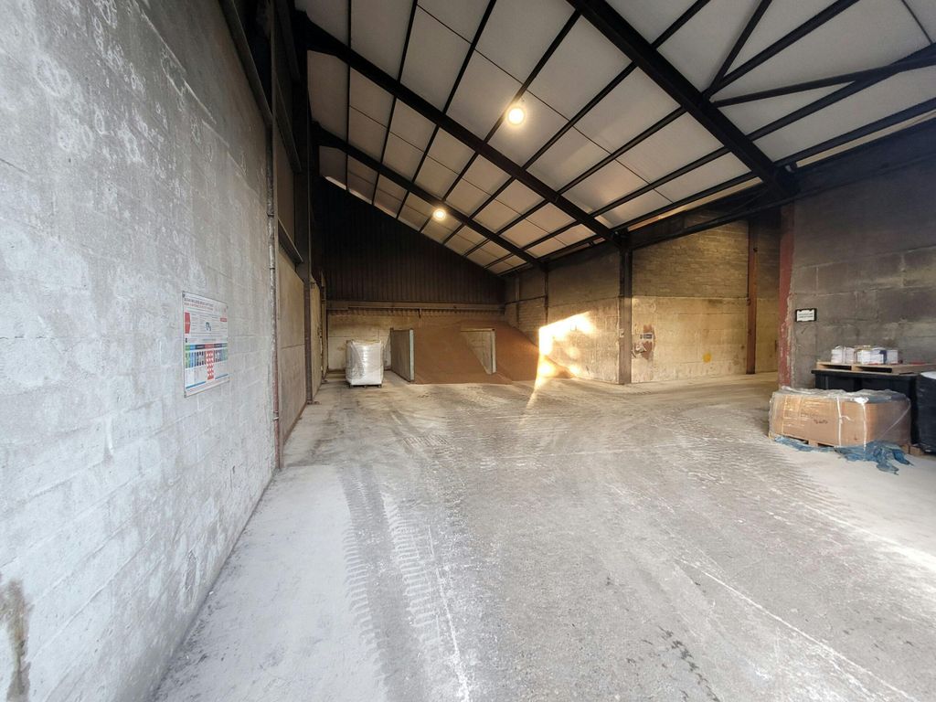 Property photo 2 of 3 Image 2