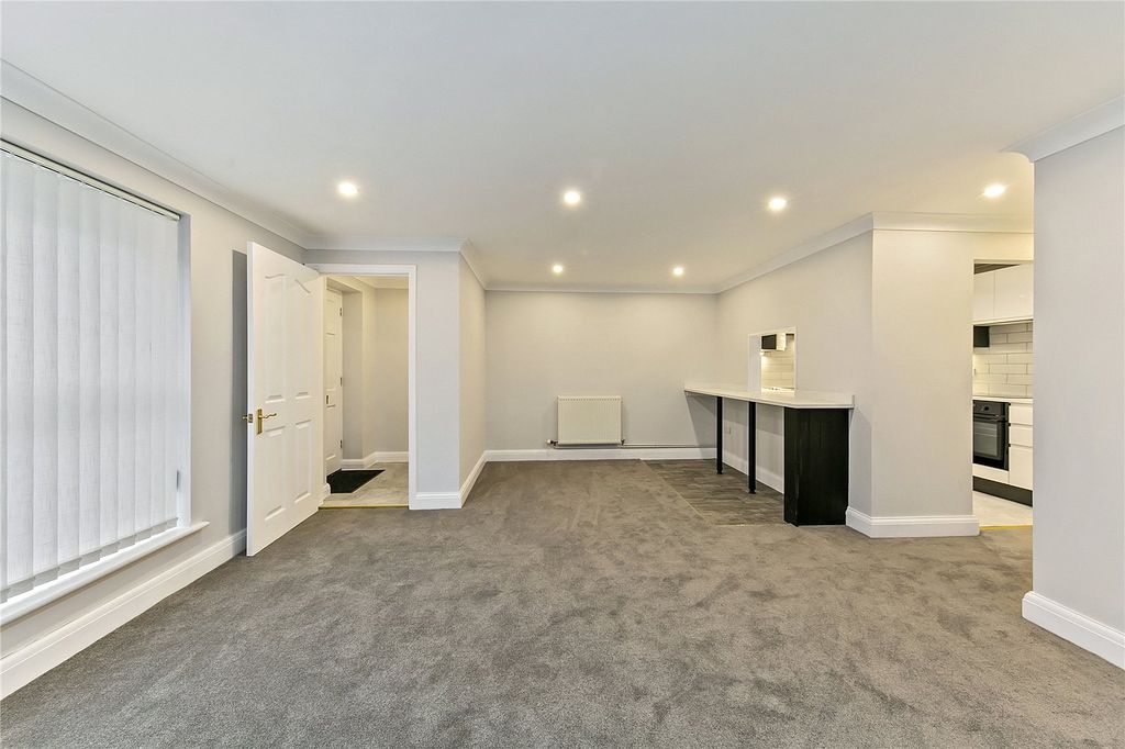 Property photo 3 of 13 Picture No. 04