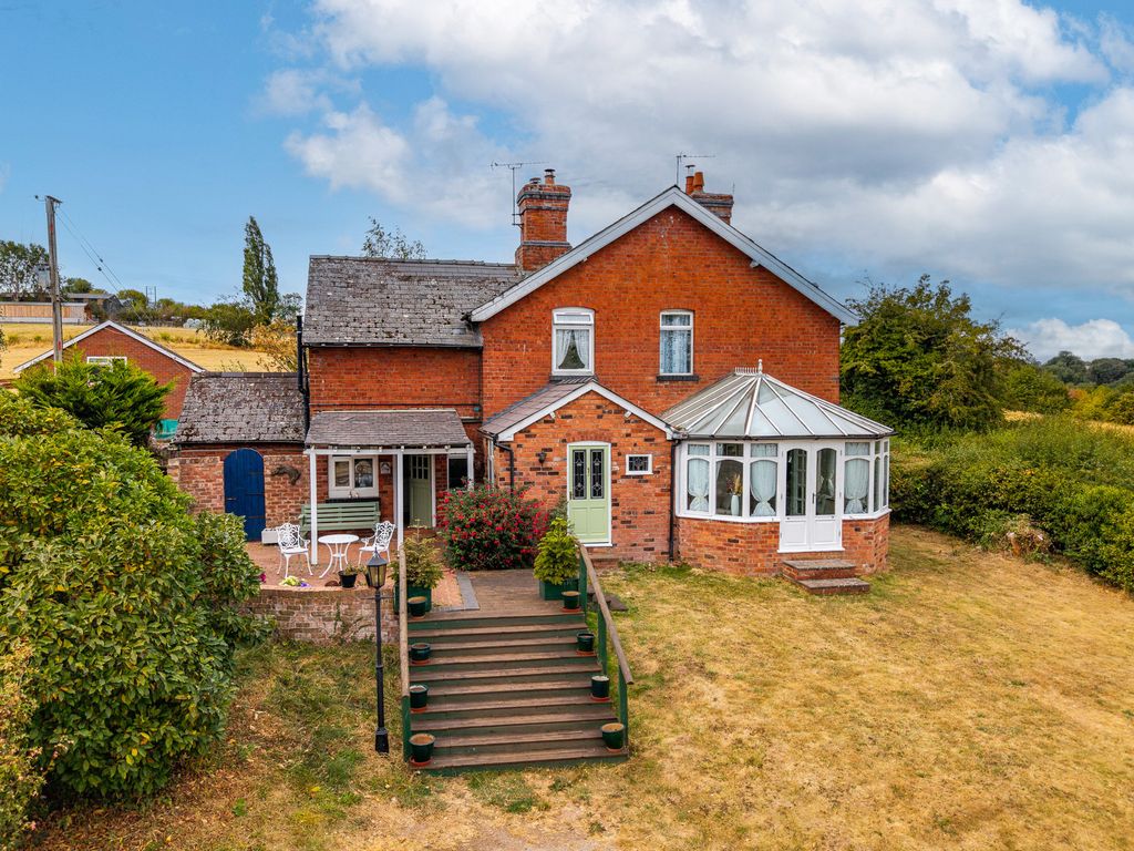 Property photo 1 of 34