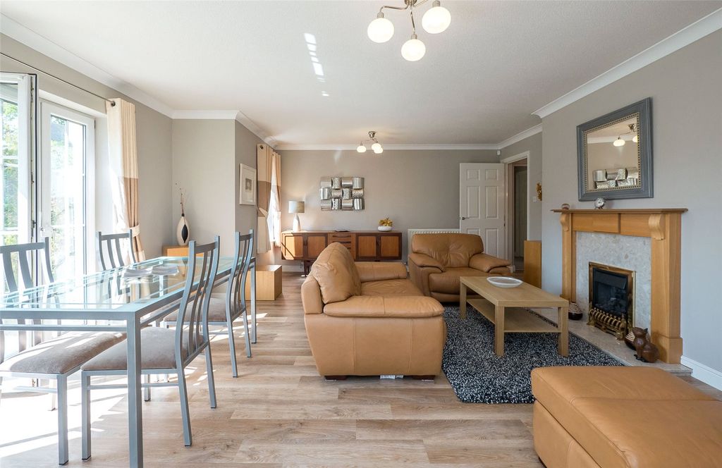 Property photo 2 of 18 Photo 2