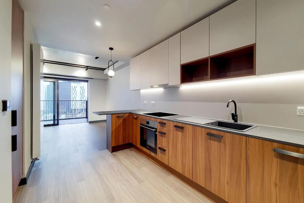 Property photo 3 of 13 3.Png