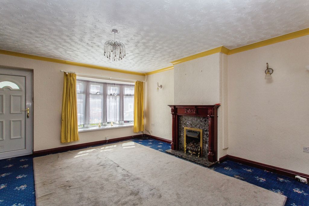 Property photo 2 of 15