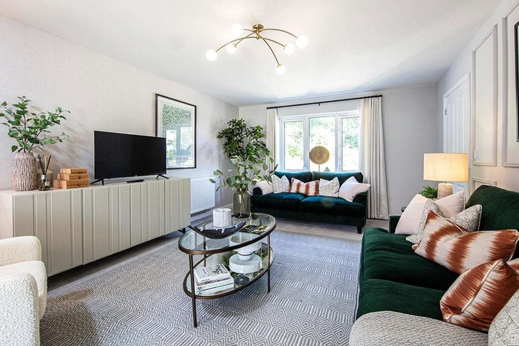 Property photo 3 of 7