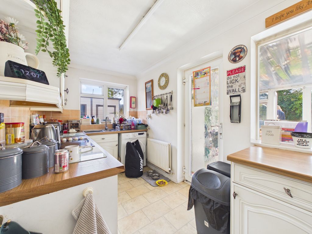 Property photo 2 of 10 Cam04938G0-Pr0493-Still006