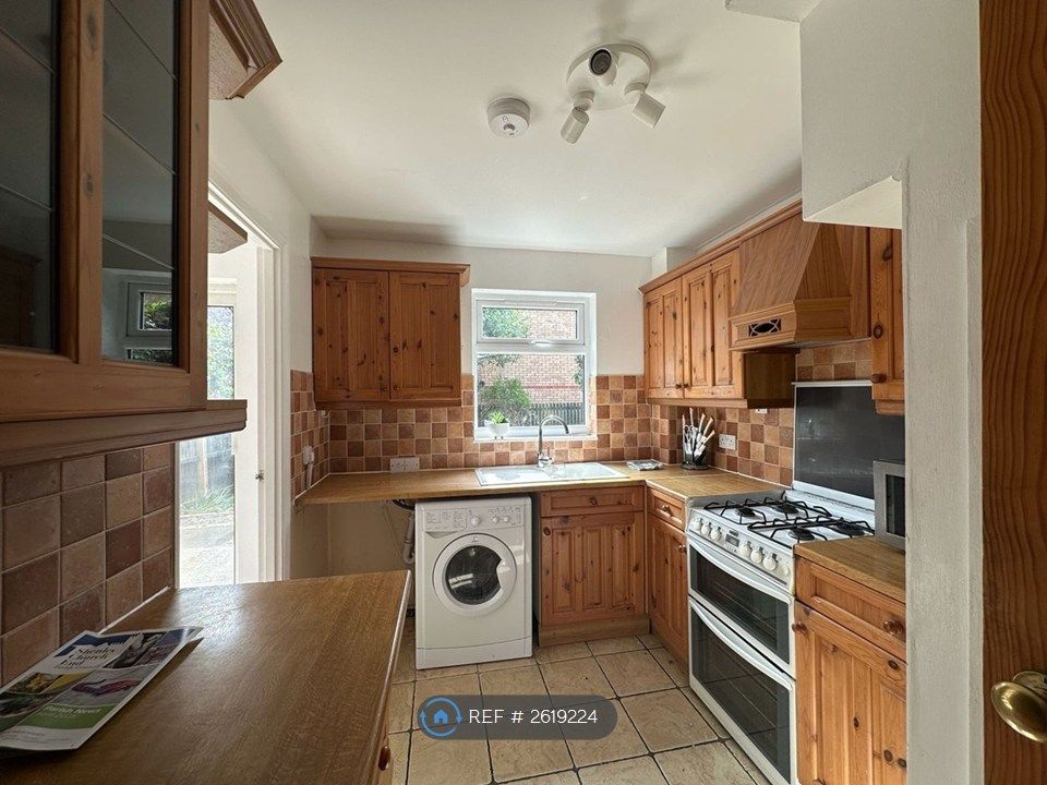 Property photo 3 of 16
