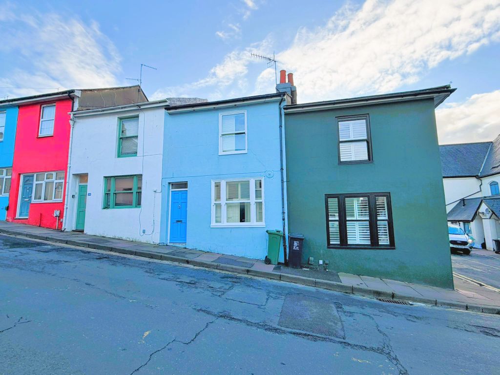 Property photo 1 of 17 17