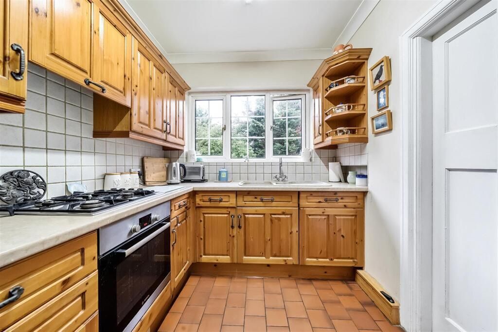 Property photo 3 of 15