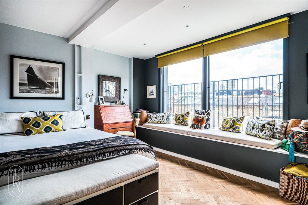 Property photo 3 of 23 Picture No. 06