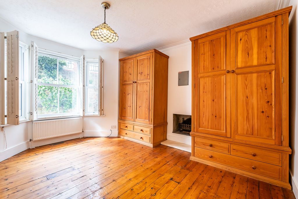 Property photo 3 of 12 3