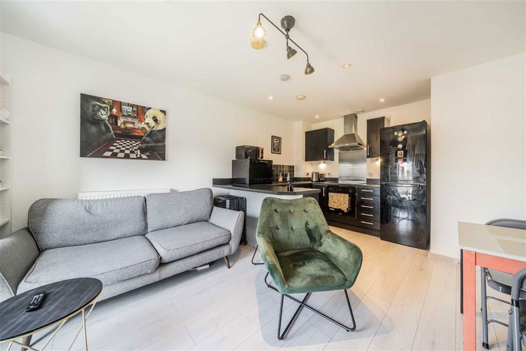 Property photo 2 of 7