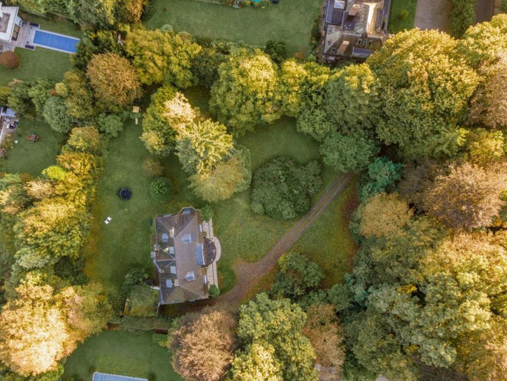 Property photo 3 of 7