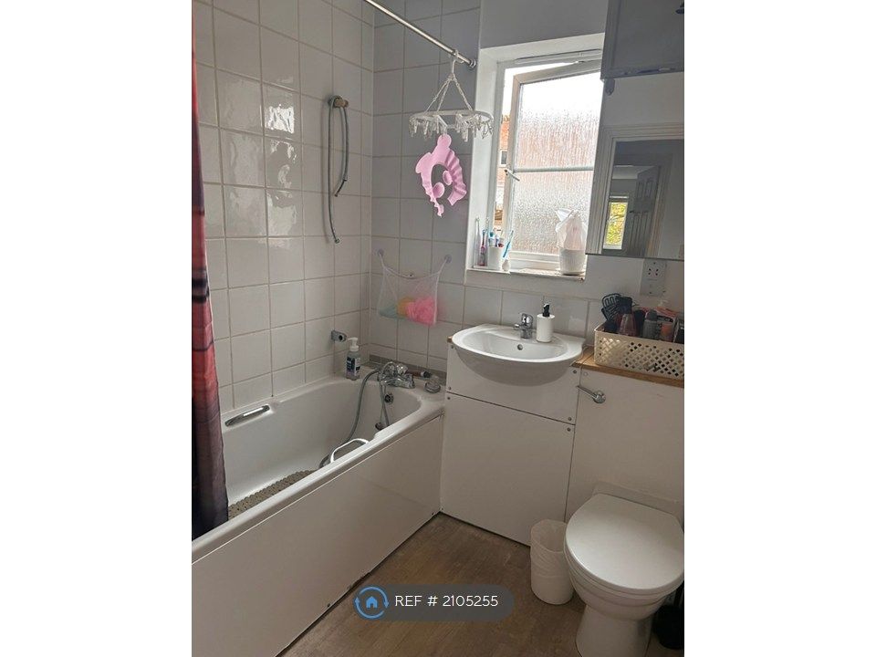 Property photo 3 of 7 Bathroom And Toilet