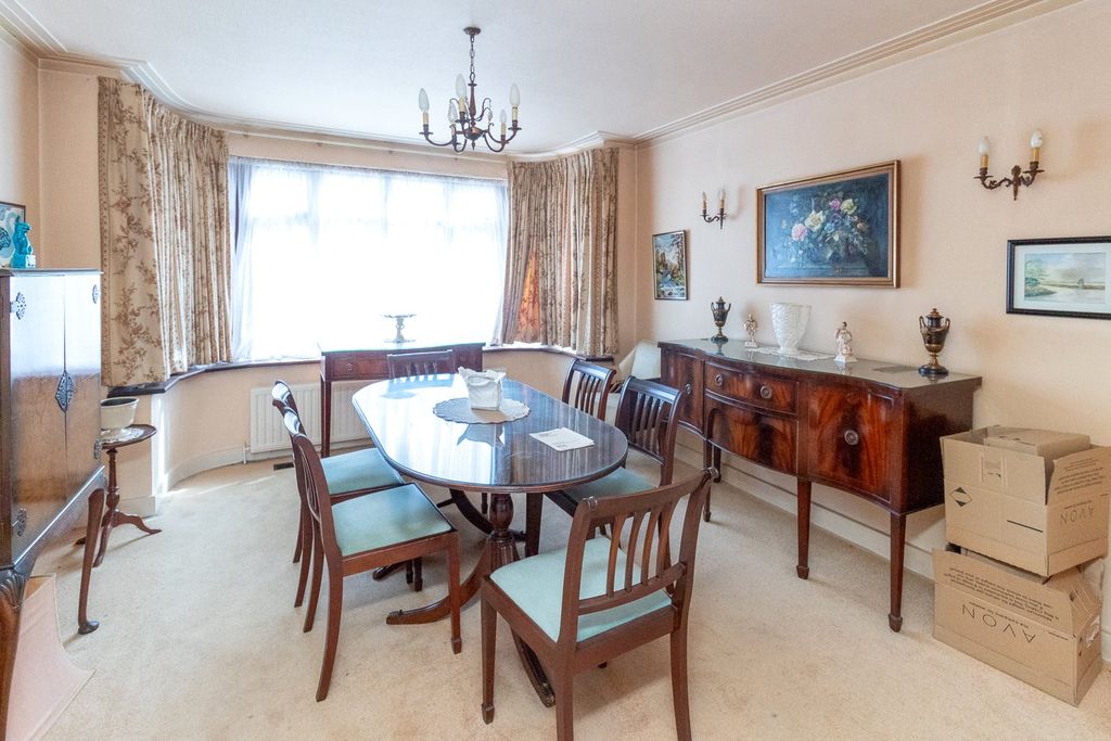 Property photo 3 of 11 Picture No. 04