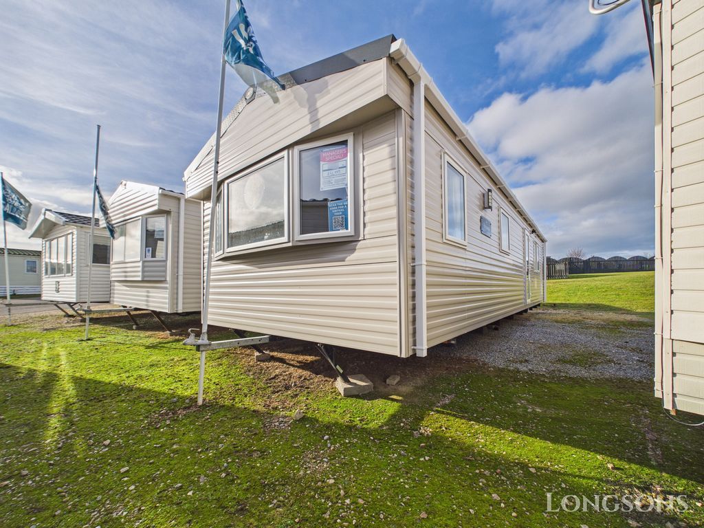 Property photo 1 of 13 Cam02173G0 Pr0352 Still032