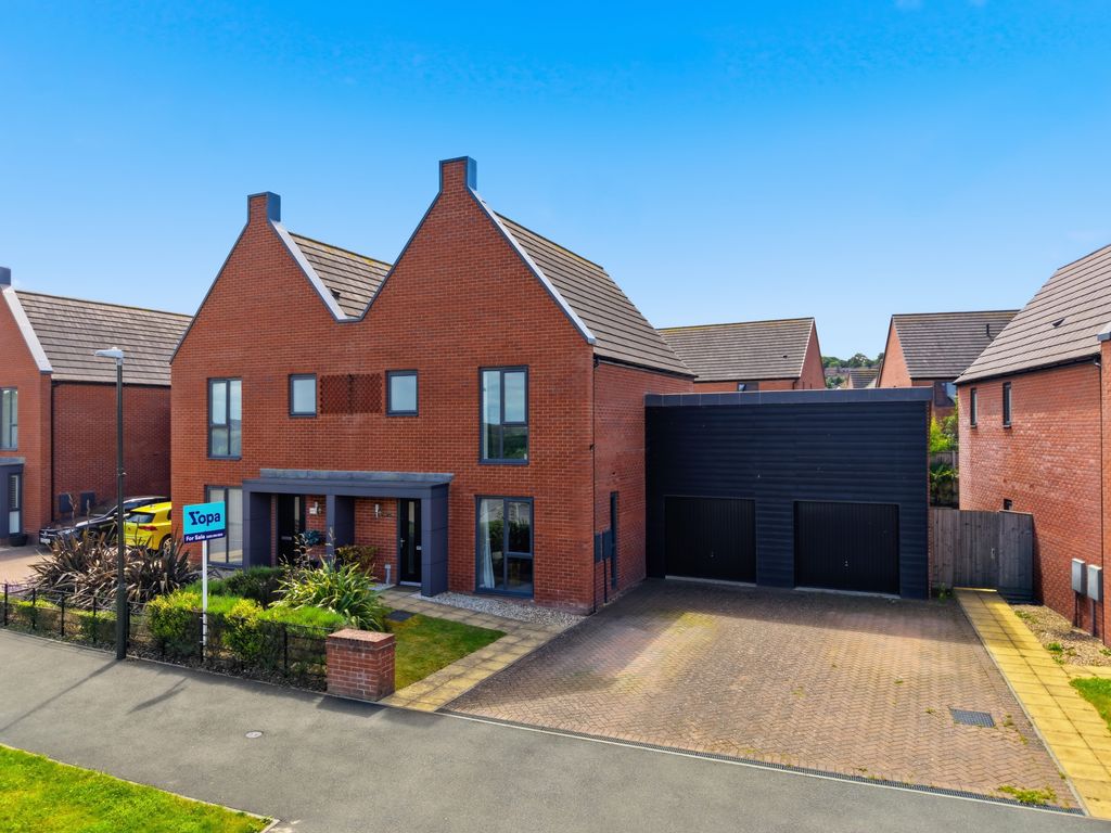 Property photo 1 of 37 Dji_20260613143115_0470_D