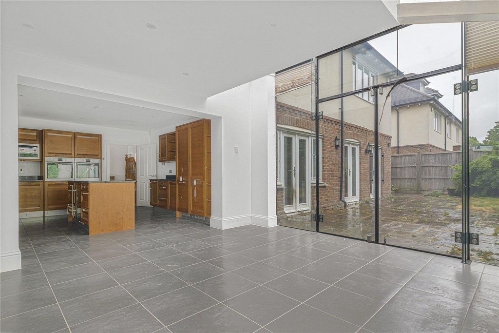 Property photo 3 of 48 Picture No. 36