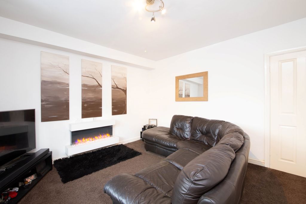 Property photo 2 of 14 Image 1